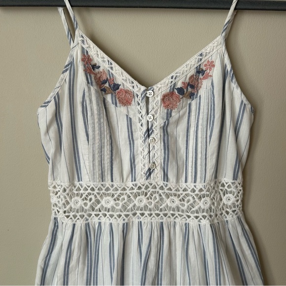 Abercrombie & Fitch Women’s Floral Embroidered Striped Mini Sun Dress Size XS - Picture 2 of 7